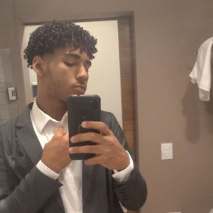 Meet your Posher, Wesley